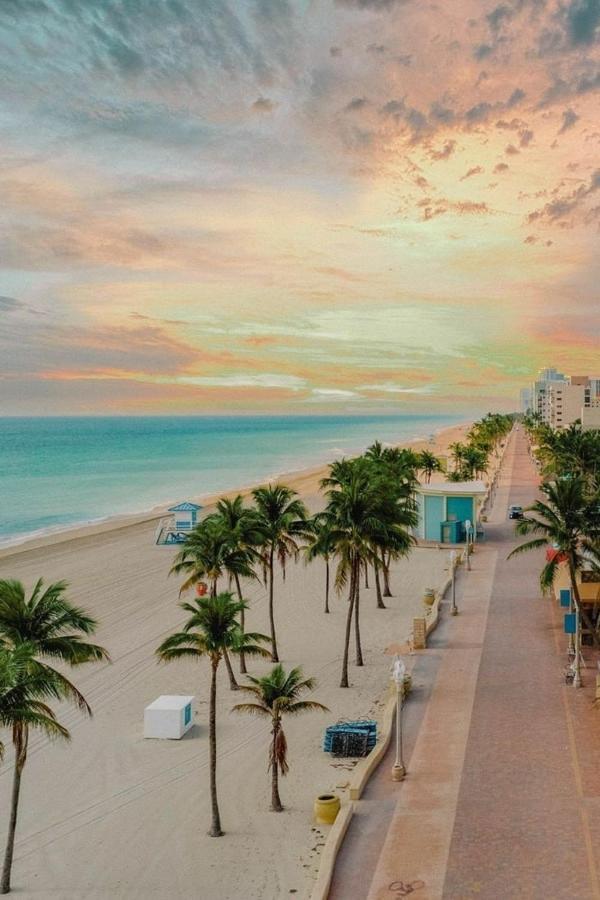 Ferienwohnung Downtown Hollywood Holiday Retreat Dania Beach Exterior foto